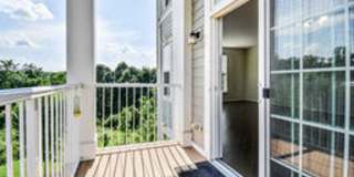 Spacious and Modern 2BR/2BA Condo in Norbeck Crossing Gallery 20