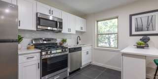 Lakeview Apartments Gallery 14
