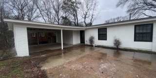 1316 East Raines Road Gallery 1