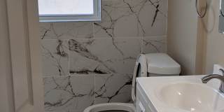 Newly Renovated Two-Bedroom Newly Renovated Two-Bedroom Gallery 8