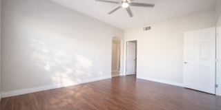 825 Canterra Street Gallery 5