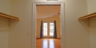 118 QUAINT ACRES Drive Gallery 32