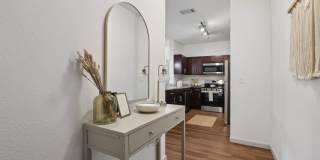 Crenshaw Grand Apartments Gallery 9