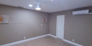 1115 SW 25th Ave Gallery 21