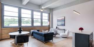 Model Tobacco Lofts Gallery 8