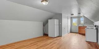 913 E Illinois Ave Gallery 4