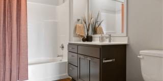 The Hallon Gallery 18