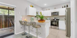 424 NE 4th Ave Gallery 3