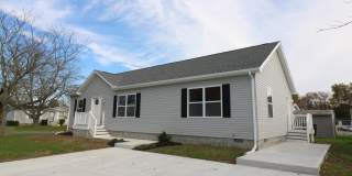 5 WELCH Drive E Gallery 1