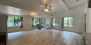 Remodeled Large Studio walking distance to town Gallery 1
