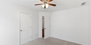 13459 Gardiner Lane Gallery 32