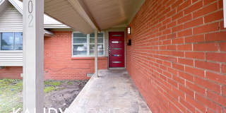 402 West Fairchild Drive Gallery 3