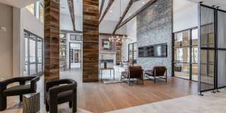 Atlas Crown Gallery 16