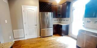 8195 FALLS GROVE Drive Gallery 7