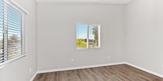 Private balcony + private patio! Gallery 17