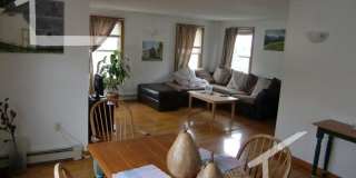 Nice 3 bed in oak square Gallery 5
