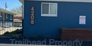 4208 Lloyd St Gallery 1