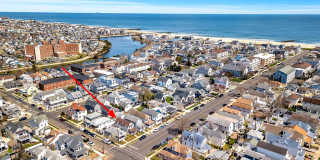 320 Ocean Park Avenue Gallery 30