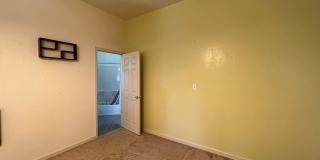 Tri-Level Spring Blvd Home Gallery 36