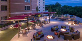 West Broad Gallery 12