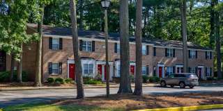 Thousand Oaks Gallery 21