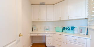 521 MANDALAY AVENUE Gallery 6