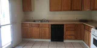 3bd 1 ba home that is move-in ready! Gallery 4