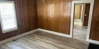 Available Now! Spacious 2 Bedroom, 1 Bathroom with Bonus Room & Huge Backyard Gallery 23