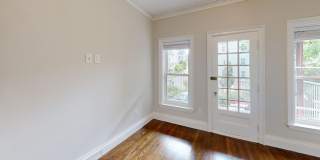 Charming 3 Bedroom-No Broker Fee Gallery 8