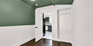 2435 East 10th Street Gallery 14