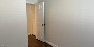 Cozy Town Home For Rent Gallery 19