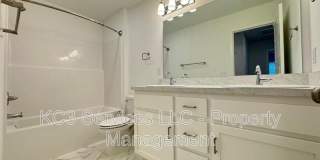 3722 SW Knoxville Ct Gallery 15