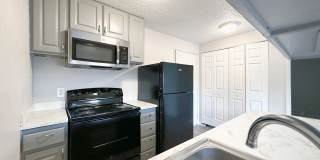 Serrano Apartments Gallery 7