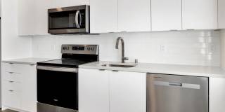 Luxurious Studios with Rooftop Deck and Secured Entry! Gallery 45