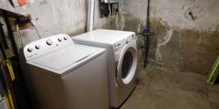 83 Forest Street Gallery 13