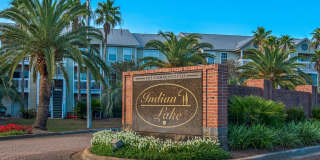 Fully Renovated  2B/2B  Condo near Beach in the Heart of Destin! Gallery 1