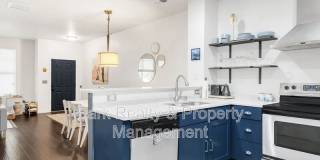 571 S Mobile Place Gallery 10