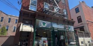 492 MONMOUTH ST Gallery 19