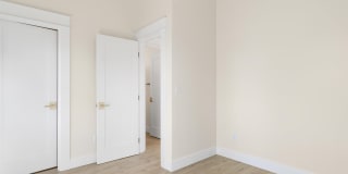 480 Southeast Reed Market Road Gallery 19