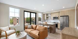 The Fieldston of Fairway - 55+ Apartment Homes Gallery 26
