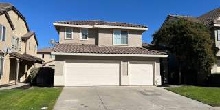 5 bedroom home located in Sylvan School District! Gallery 3