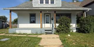 2500 Sqft 4 Bedroom 2 Bathroom House with a Garage Gallery 1