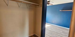 Comfortable 3-Bedroom, 2-Bath Lower Unit with Fully Fenced Yard in West Bremerton Gallery 11
