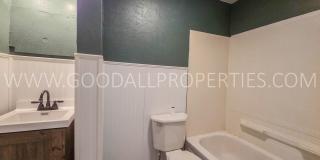 Cozy 2-Bedroom Home Near Downtown Des Moines & Gray’s Lake Gallery 8