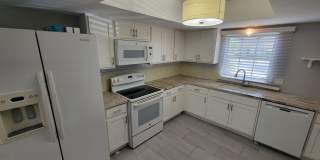 2/2 Villa in Clearwater - 55+ Community Gallery 3