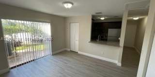 1471 NW 22nd Ct Gallery 4