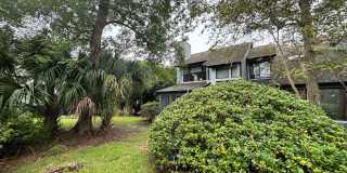 Available 8/1. Beautiful FURNISHED End-Unit Townhome in Central Mt Pleasant! Gallery 21