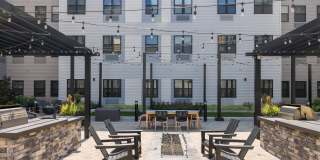 1010 Apartments Gallery 11
