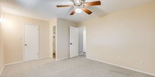 Updated 2BD Townhome | Private Patio | Community Amen Gallery 15