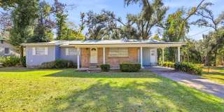 4 Bedroom House with Huge Yard for August 2027! 4 Bedroom House with Huge Yard for August 2027! Gallery 1